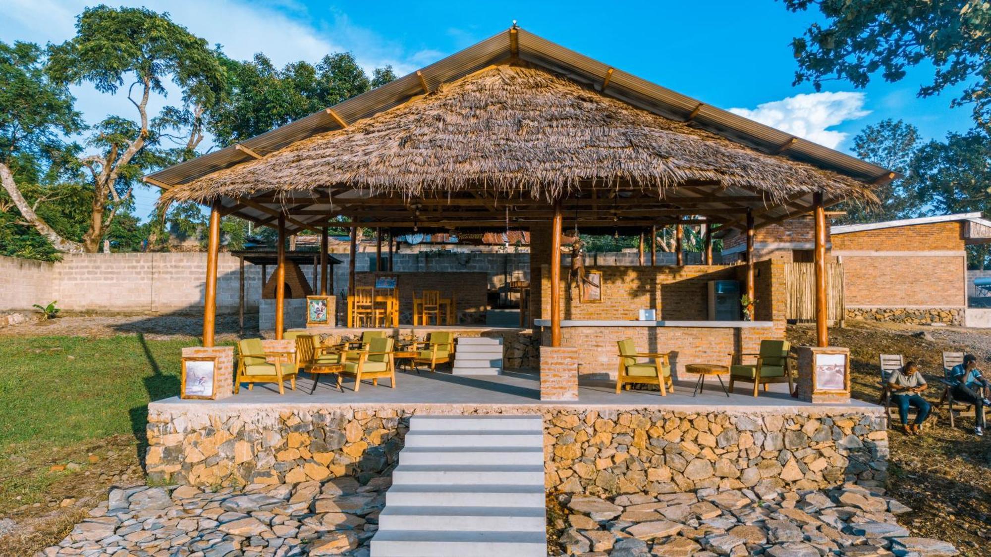 Вилла Rafiki Retreat Аруша Экстерьер фото